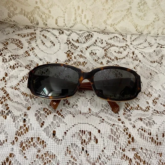 Chanel 5144 Brown Tortoise Sunglasses - Picture 5 of 13